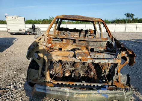 2022 Chevrolet Silverado C1500 Lt из США, поврежденный, VIN 1GCPACED8NZ615634